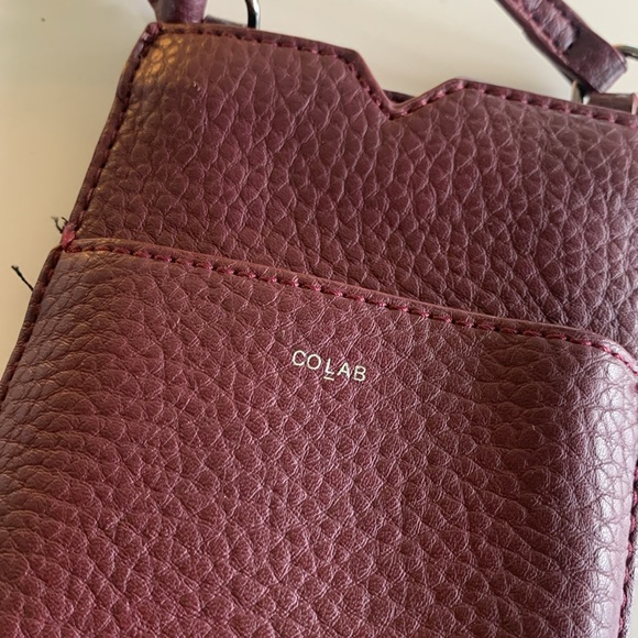 COLAB Women Technology Crossbody Bag Pebbled Faux Leather Phone Purse/Maroon - Picture 8 of 9